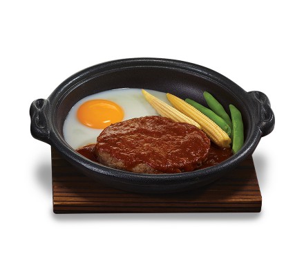 แฮมเบอร์เกอร์เนื้อกระทะร้อน (อาหารจานเดี่ยว)